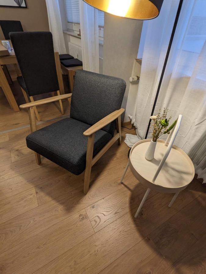 Bis Zu 6 Personen, Bahnhofs- & Zentrumsnah, Suedheide, Netflix Und Ps4 Celle Esterno foto